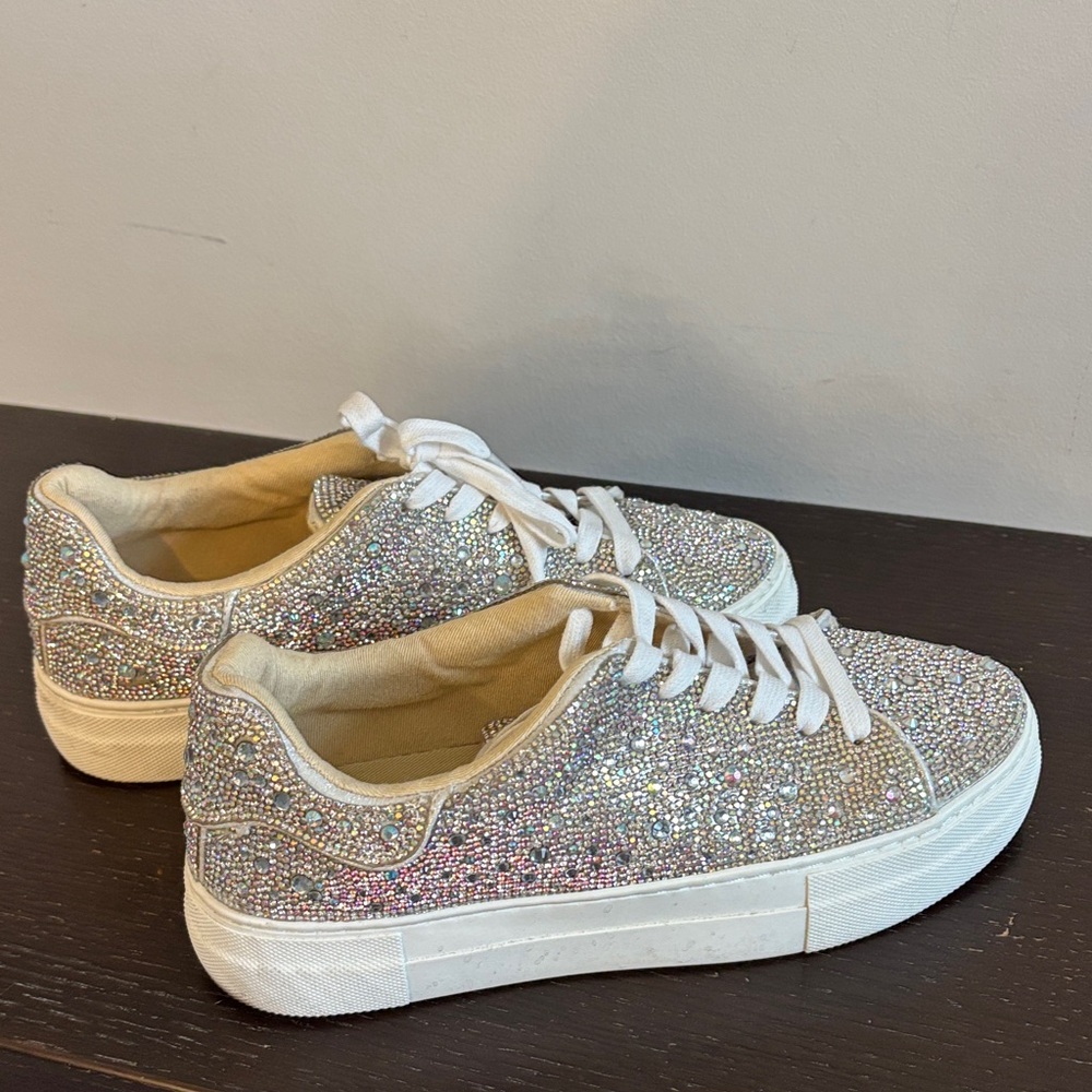Betsy Johnson sparkli Crystal-Embellished Women's Sneakers - White